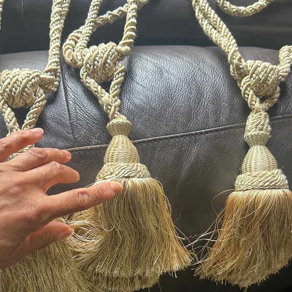 Elegant Beige & White Curtain Ties Tassel Rope - Picture 8 of 10